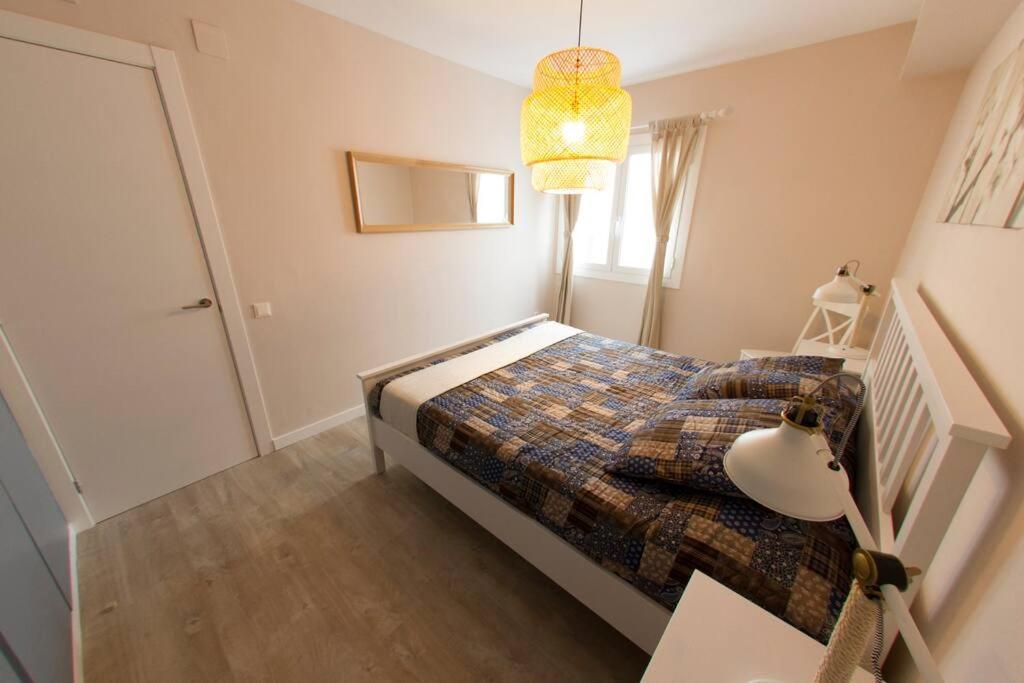 Lloret De Mar - Beachside Apartment - Free Parking - Limited Size Car Exterior foto